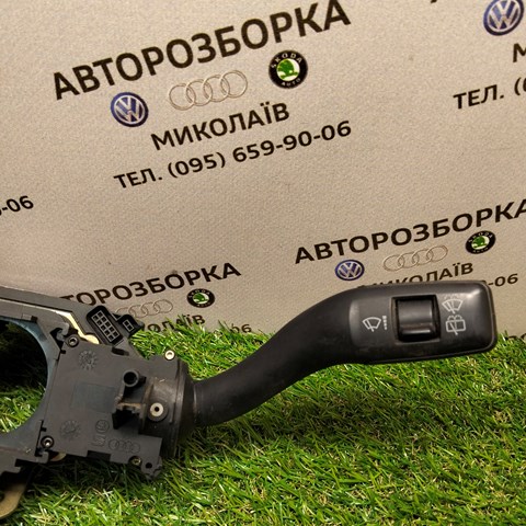 Правый подрулевой переключатель  4E0953503A VAG