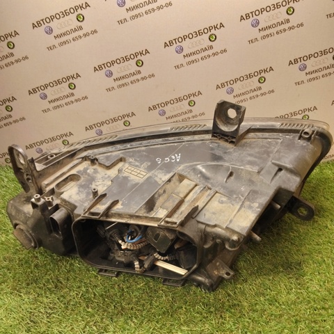 4F0941004 VAG Правая фара купить в Павлоград