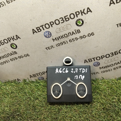 Блок комфорта передней двери 4F0959792C VAG