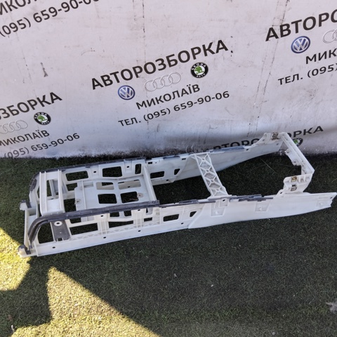 VAG 4F1863241B Консоль панели управления центральная в наличии Черкассы