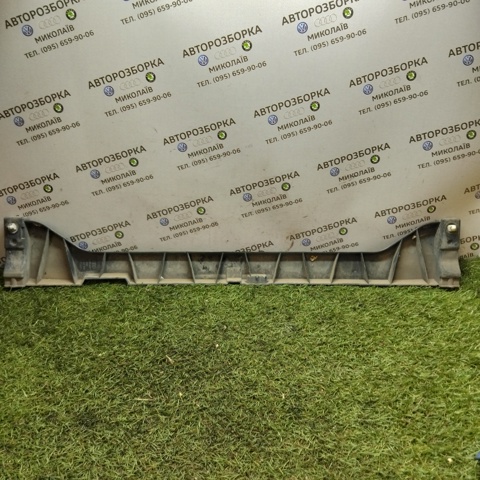VAG 4F9807329 Кронштейн бампера заднего центральный в наличии Николаев