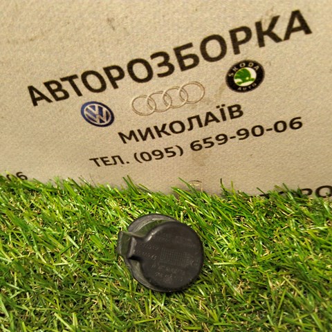 4L0949134 VAG Указатель поворота правый купить в Ужгород