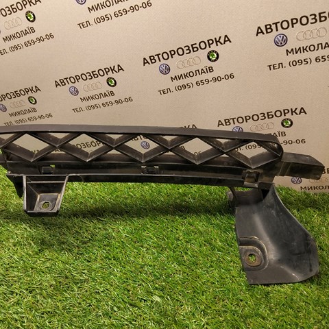 56D805705A VAG Направляющая переднего бампера левая купить в Сумы