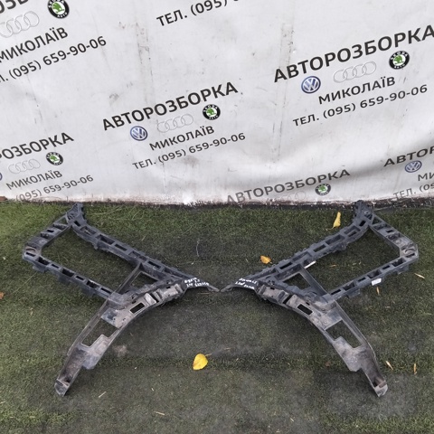 5C6807393B Кронштейн бампера заднего левый купить Запорожье
