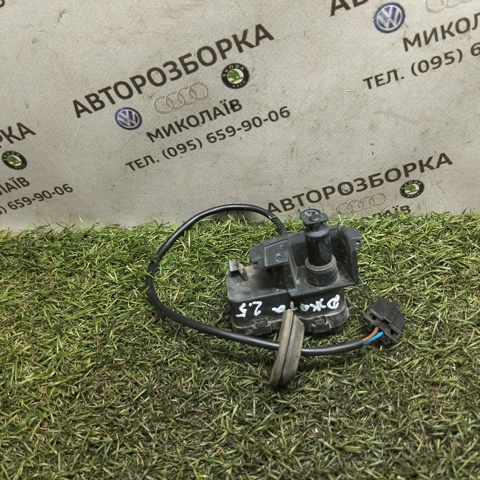 Личинка замка топливного бака 5C6810773A VAG