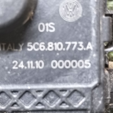 5C6810773A Замок открывания лючка бензобака купить Харьков