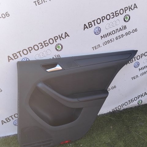 5C6867212A VAG Обшивка (облицовка) внутренняя двери задней правой купить в Ирпень