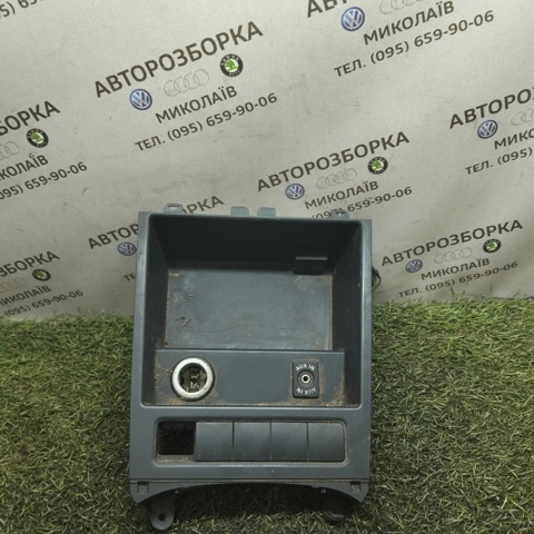VAG 5C7857925 в наличии Львов