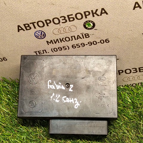 Блок управления центральным замком 5J0959433 VAG