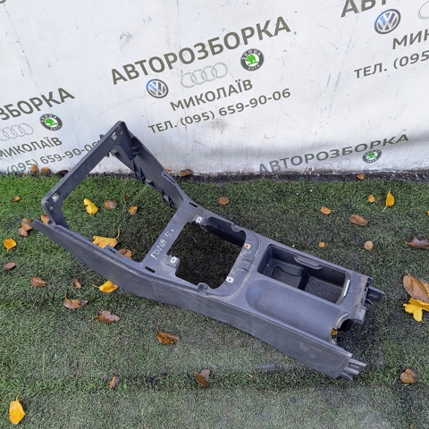 5M1863243B Консоль панели управления центральная купить Харьков