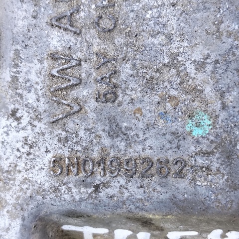 VAG 5N0199262 Правая подушка двигателя в наличии Черновцы