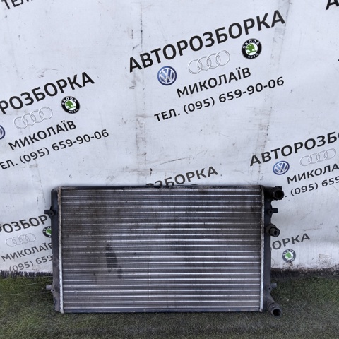Радиатор охлаждения Ауди A3