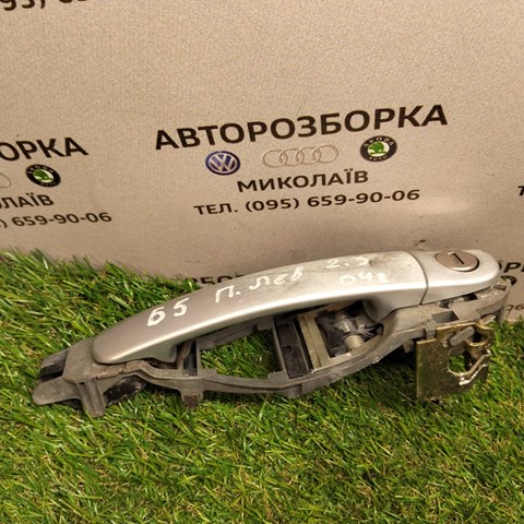 Держатель наружной ручки двери, передней левой 6Q0837885 VAG