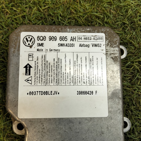 VAG 6Q0909605AH Модуль-процессор управления подушкой безопасности (ЭБУ AIRBAG) в наличии Львов