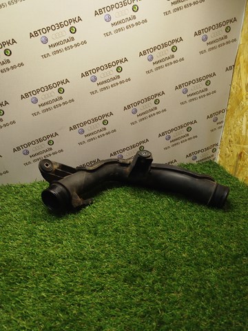 Патрубок интеркуллера 6R0145770A VAG