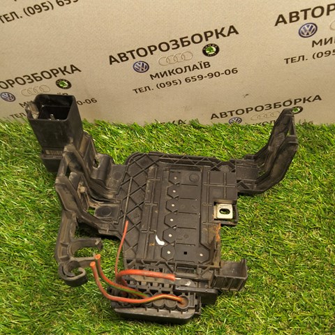 Монжатный блок реле Skoda Fabia 2