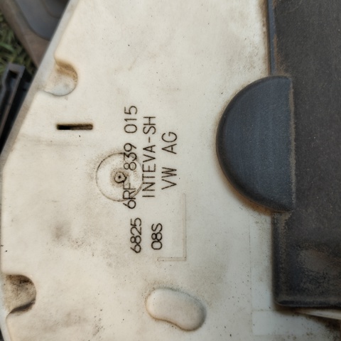 VAG 6RF839015 Замок двери задней левой в наличии Львов