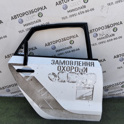 Задняя правая дверь 6RU833056D VAG