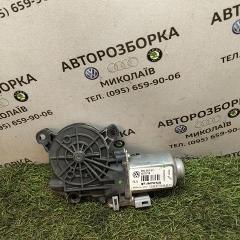 VAG 6RU959811 Мотор стеклоподъемника двери передней правой в наличии Николаев