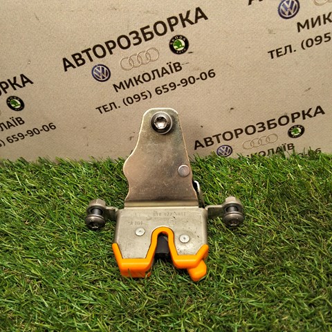 Замок пятой двери 6Y0827501J VAG