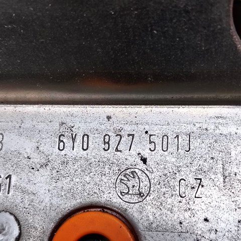 VAG 6Y0827501J Замок багажника в наличии Запорожье