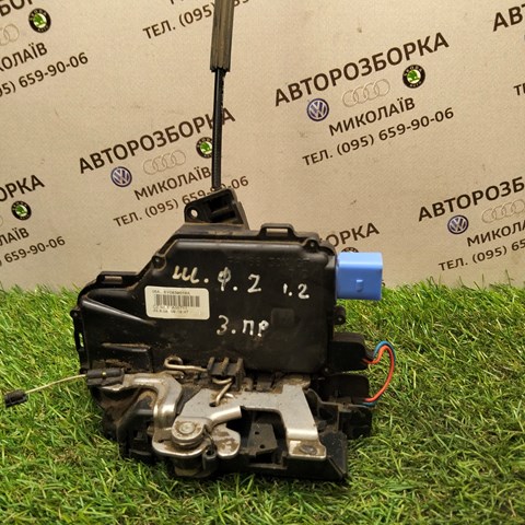 Замок задней правой двери  6Y0839016A VAG