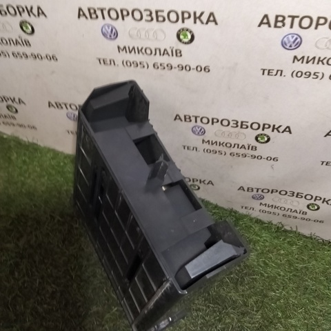 6Y0858332 VAG купить в Украина