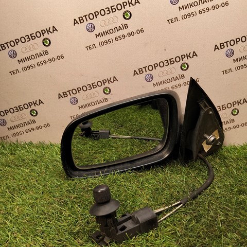 Зеркало наружное правое Skoda Fabia 1