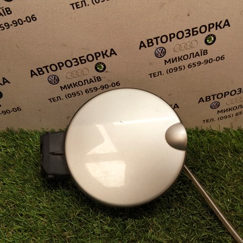 Лючок топливного бака 6Y6809857B VAG