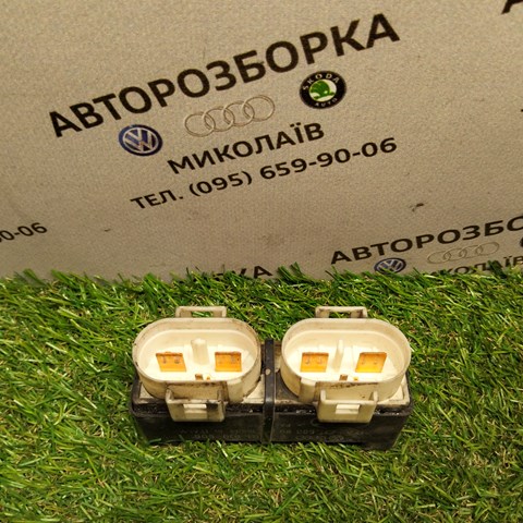 Регулятор оборотов вентилятора охлаждения (блок управления) 701919506 VAG