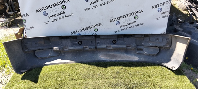VAG 7D0807101 Передний бампер в наличии Украина