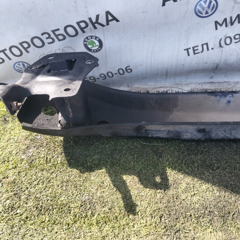 7H0807109B VAG Усилитель переднего бампера купить в Павлоград
