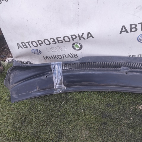 Водосток лобового стекла, жабо 7H1819403A VAG