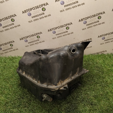 VAG 7L0121407C Бачок системы охлаждения в наличии Ровно