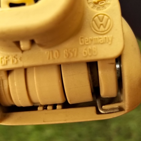 VAG 7L0857643A в наличии Ирпень