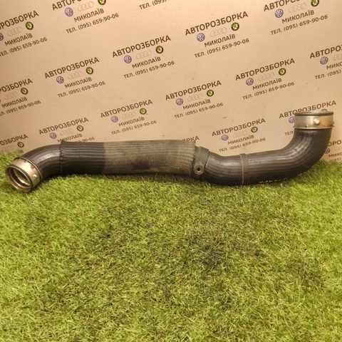 VAG 7L6145980C Шланг (патрубок) интеркуллера в наличии Украина