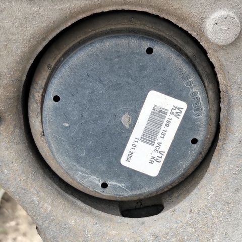 Подушка (опора) двигателя лев./прав. 7L6199131 VAG