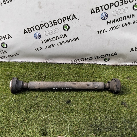 Вал карданный переднего моста 7L6521101A VAG