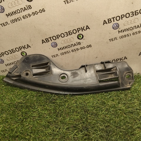 Направляющая заднего бампера, левая 7L6807393 VAG