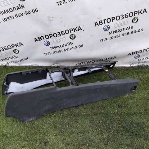 Консоль центральная панели управления 7L6863243K VAG