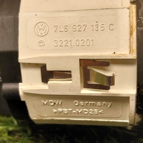 VAG 7L6927135C Переключатель регулировки дорожного просвета в наличии Ирпень