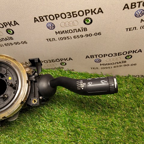 Правый подрулевой переключатель  7L6953503D VAG