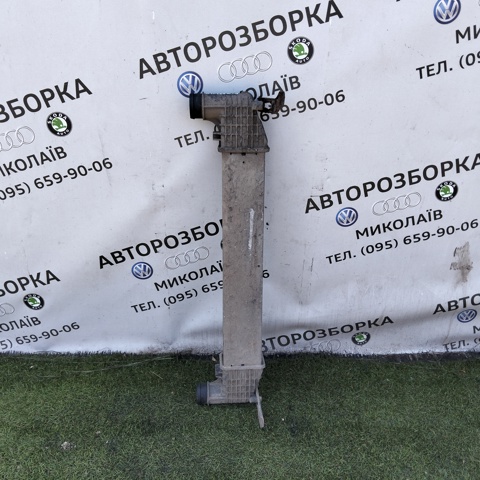 Охладитель наддувочного воздуха Фольксваген Шаран I
