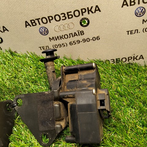7M0847080 VAG купить в Полтава
