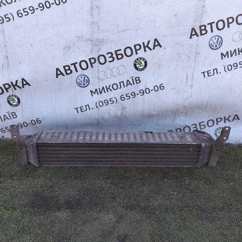 Охладитель наддувочного воздуха 7M3145805 VAG