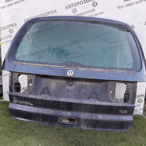 7M3827025R VAG Крышка багажника купить в Ужгород