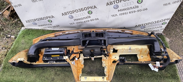 84410H1620LK HYUNDAI Торпедо купить в Киев