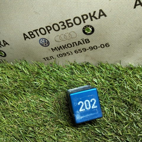 Реле свечей накаливания 8A0951253 VAG