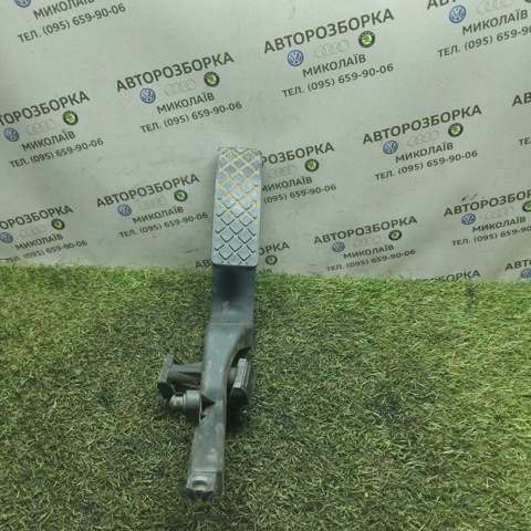 Педаль акселератора 8D1721506H VAG