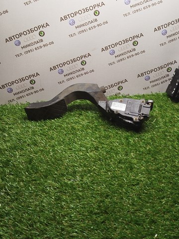 Педаль акселератора Audi A6 C5